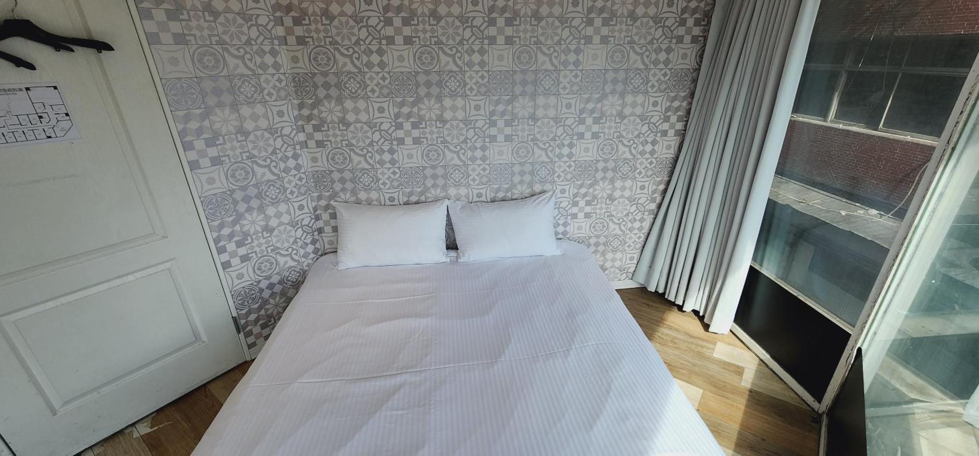 Cheers Loft Self Check-In Hotel Taipei Bagian luar foto