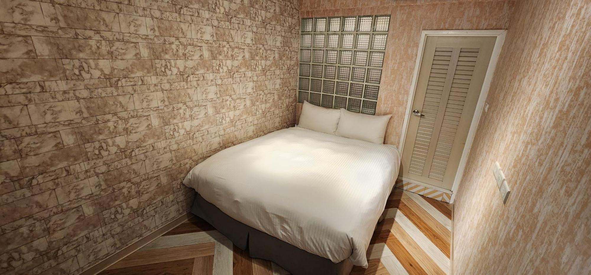 Cheers Loft Self Check-In Hotel Taipei Bagian luar foto