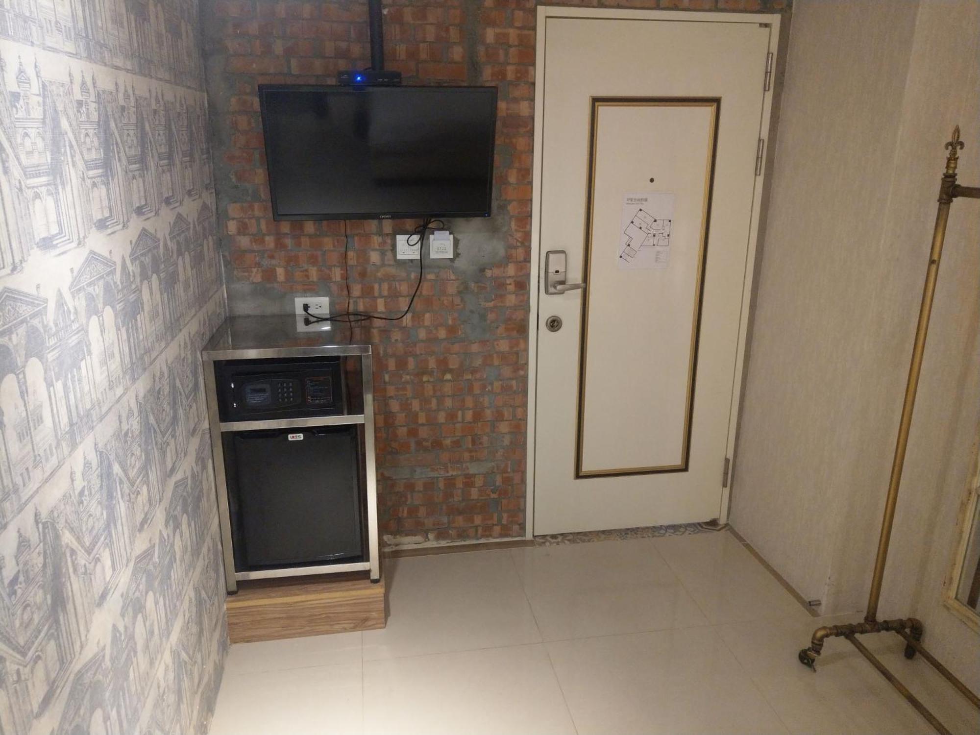 Cheers Loft Self Check-In Hotel Taipei Bagian luar foto