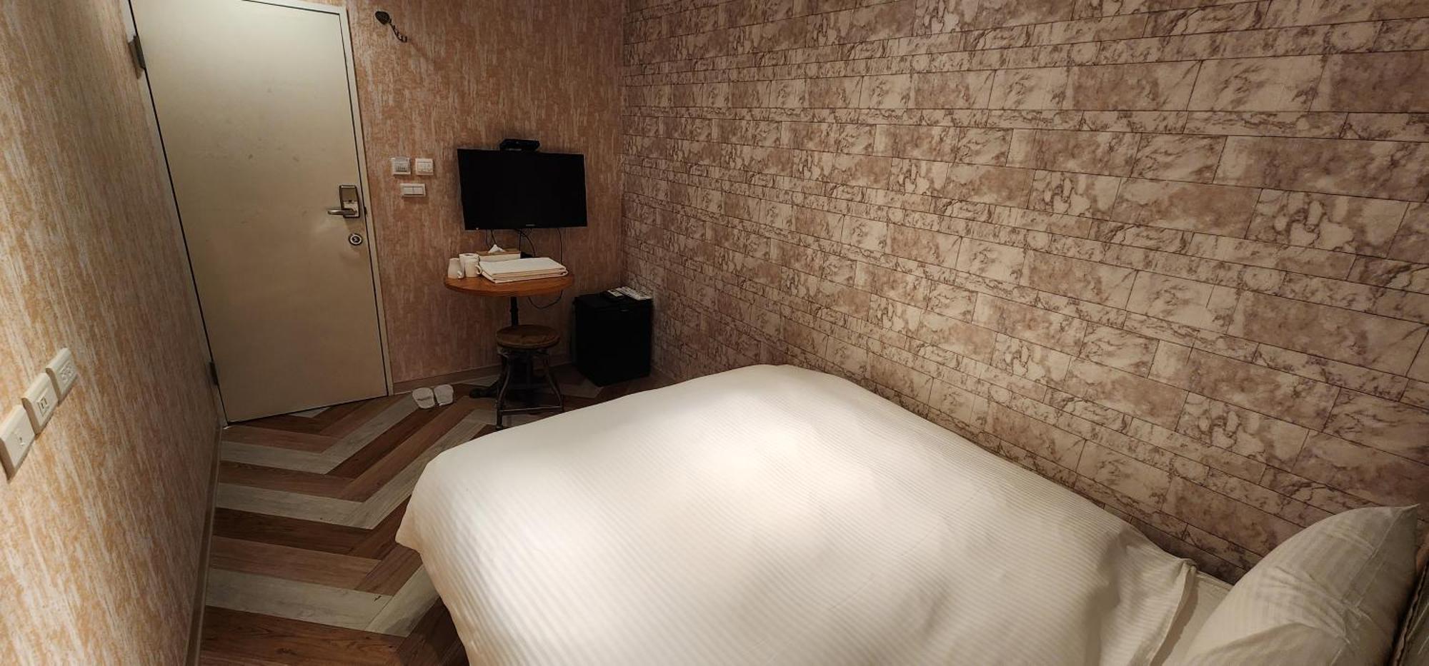 Cheers Loft Self Check-In Hotel Taipei Bagian luar foto