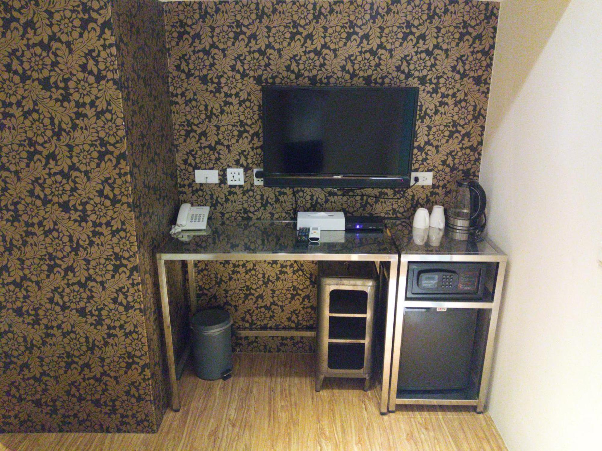 Cheers Loft Self Check-In Hotel Taipei Bagian luar foto